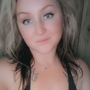 Meet your Posher, Pamela